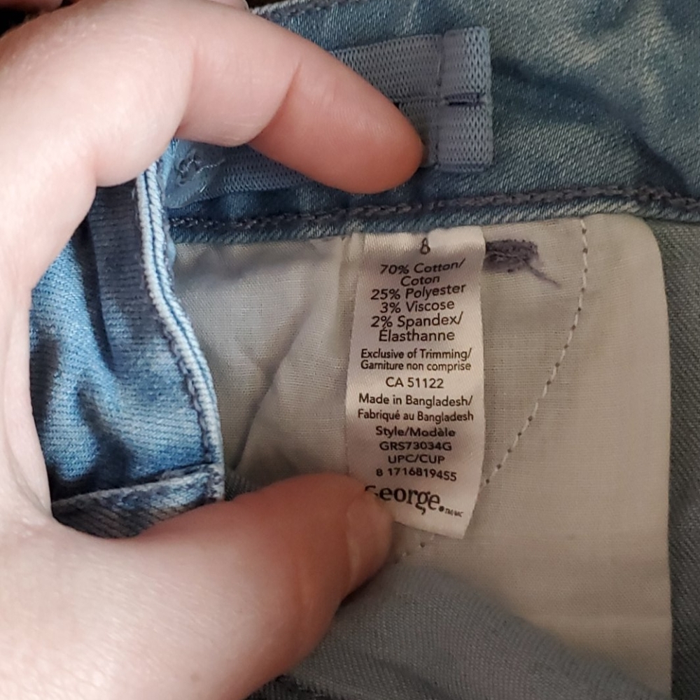 Adjustable shorts - Picture 3 of 3